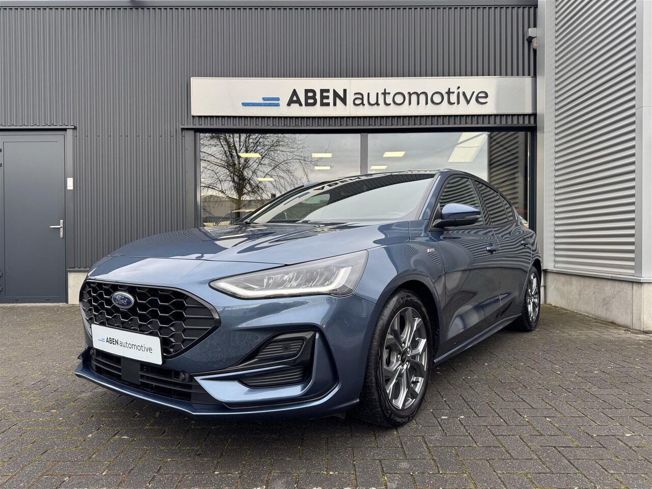 Ford Focus - 1.0 EcoBoost Hybrid 155PK ST-Line X automaat (CAMERA|WINTER PACK|TREKHAAK) - AutoWereld.nl