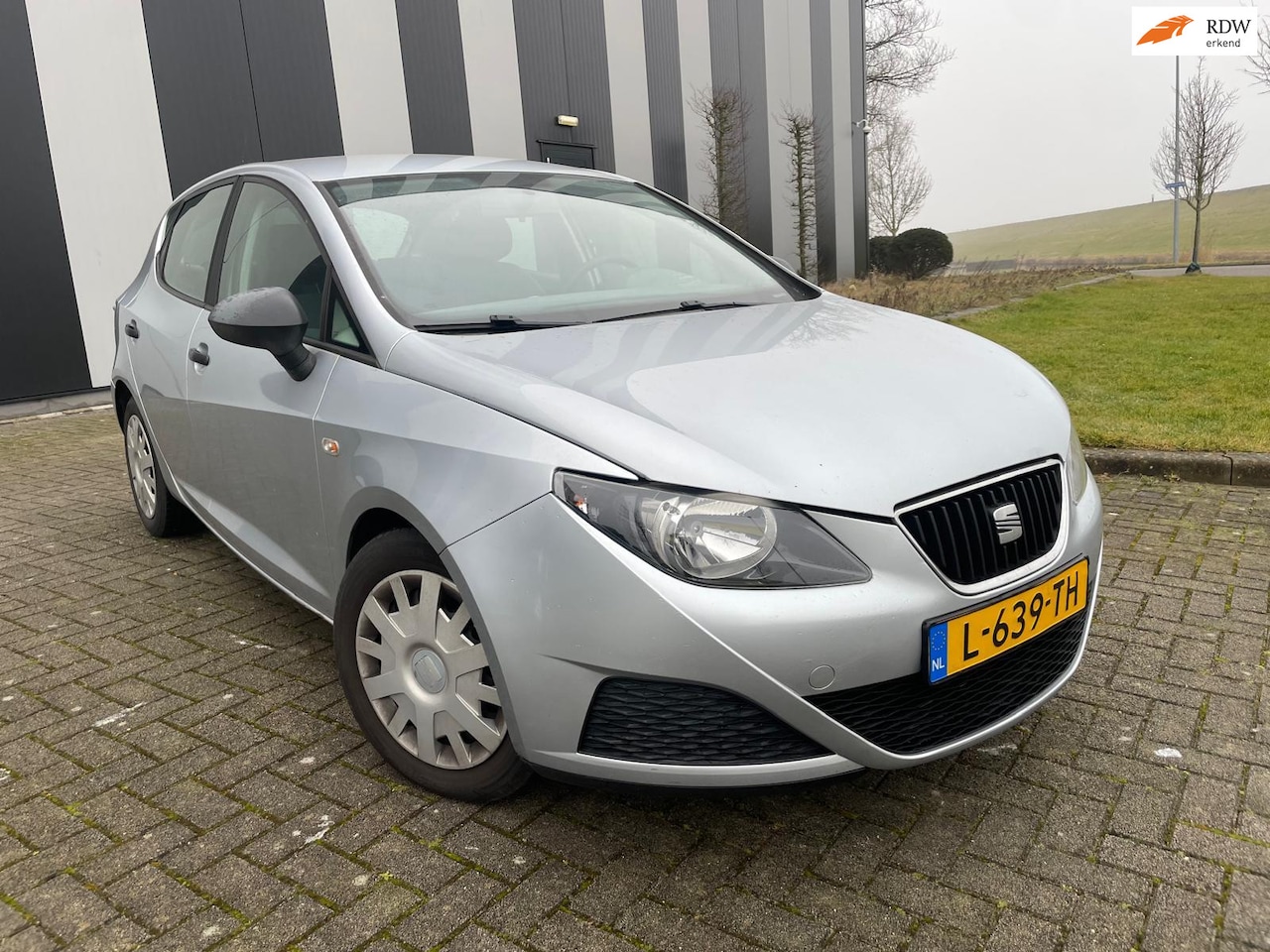 SEAT Ibiza - 1.4 Beat Inruilkoopje-Tekst lezen-Airco-Trekhaak-ElekPakket - AutoWereld.nl