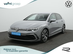 Volkswagen Golf - 1.5 eTSI 150 pk DSG R-Line Business | Trekhaak | Stuur-/stoelverwarming | Achteruitrijcame