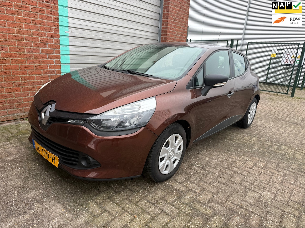 Renault Clio - 0.9 TCe Eco2 Authentique Airco Bj:2016 NAP! - AutoWereld.nl