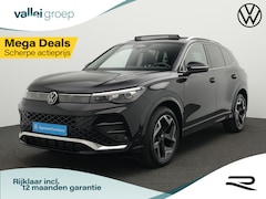 Volkswagen Tiguan - 1.5 eTSI 150 pk DSG R-Line Edition | Panoramadak | Trekhaak | Stuur-/stoelverwarming | Ach