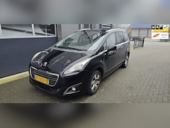 Peugeot 5008 - 1.2 PureTech Style 7-PERSOONS