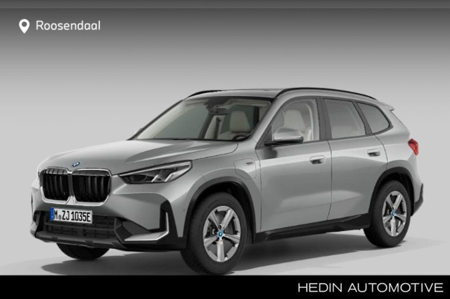 BMW X1 - xDrive30e X-line | Stoelverwarming | Sportstoelen | Camera | Panoramadak | - AutoWereld.nl