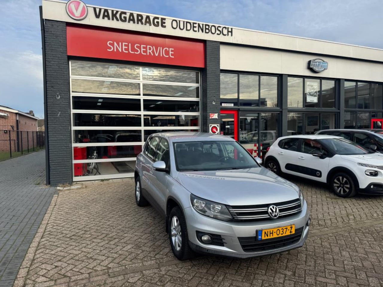 Volkswagen Tiguan - 1.4 TSI Comfort&Design - AutoWereld.nl