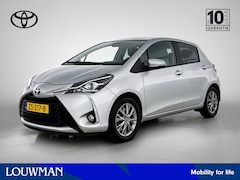 Toyota Yaris - 1.5 VVT-i Dynamic | 1e Eigenaar | NIEUW GELEVERD & ONDERHOUDEN | Trekhaak | Camera | sl 43