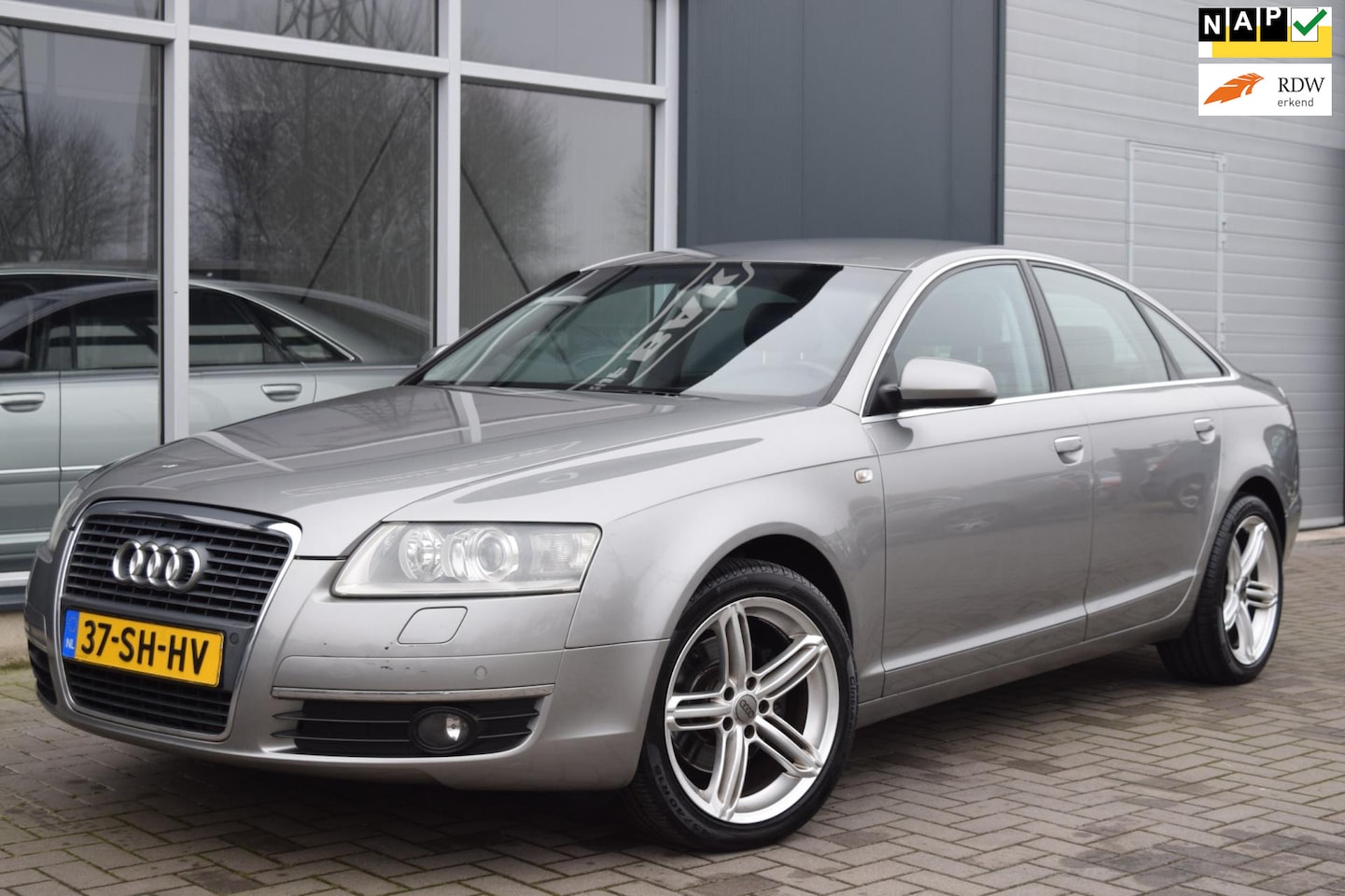 Audi A6 Limousine - 2.4 Pro Line | Automaat | Leder | NAP + APK 3-2027 ! - AutoWereld.nl