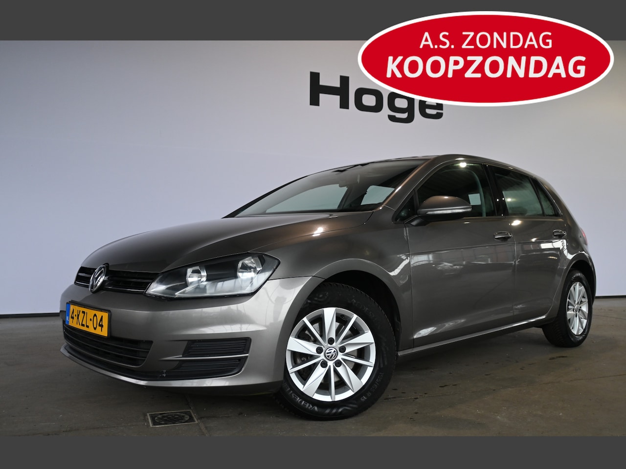 Volkswagen Golf - 1.2 TSI Comfortline Clima Navigatie Cruise control 100% Onderhouden Inruil mogelijk - AutoWereld.nl