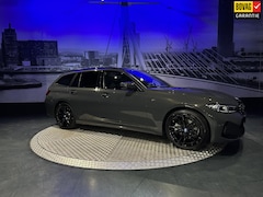 BMW 3-serie Touring - 330e *Dravitgrau*Pano*HUD*Trekhaak