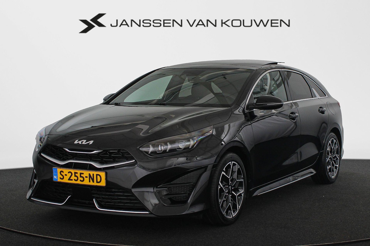 Kia Pro cee'd - 1.5 T-GDi GT-Line Pano Stuur-Stoelverwarming Camera Apple Carplay - AutoWereld.nl