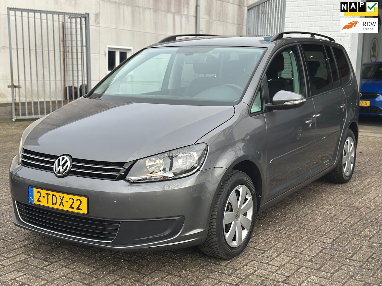 Volkswagen Touran - 1.2 TSI Comfortline BlueMotion Bj:2014 Parksensor Airco Cruisecontrol NAP - AutoWereld.nl
