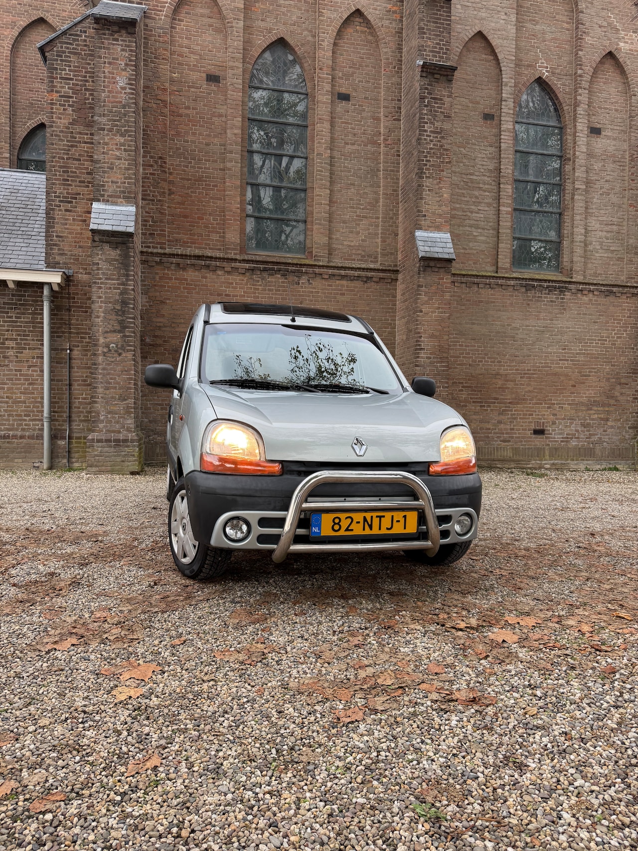 Renault Kangoo - 1.6-16V Privilège - AutoWereld.nl