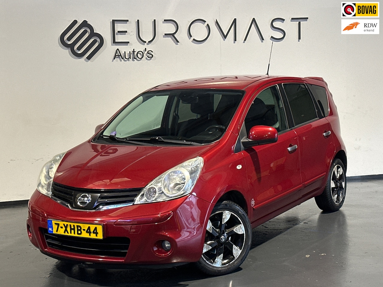 Nissan Note - 1.6 Tekna Automaat Navi Cruise Airco Pdc Trekhaak Nieuwe Apk - AutoWereld.nl