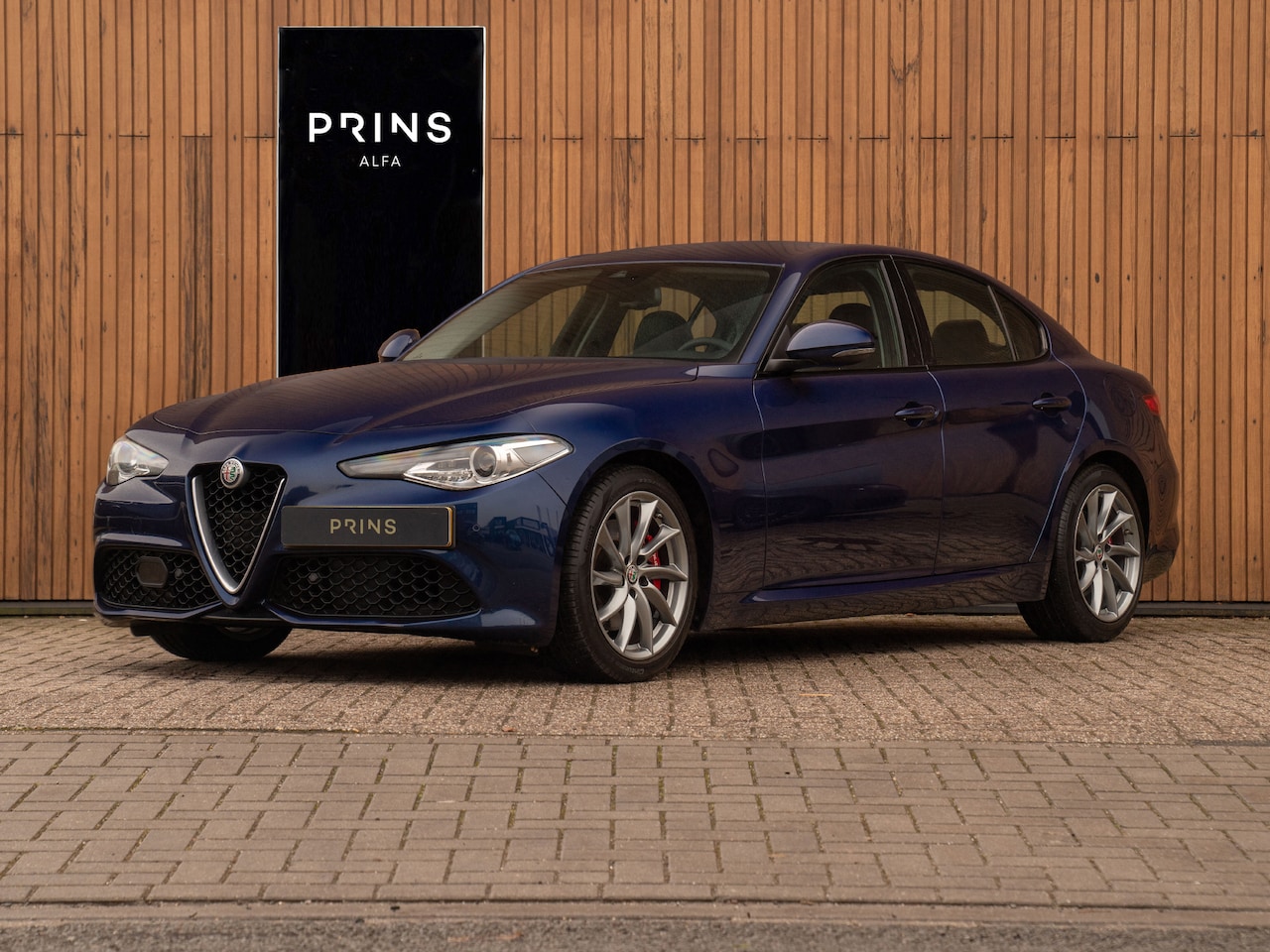 Alfa Romeo Giulia - 2.0T Super | Veloce stoelen | Harman/Kardon | Veloce bumper | CarPlay - AutoWereld.nl