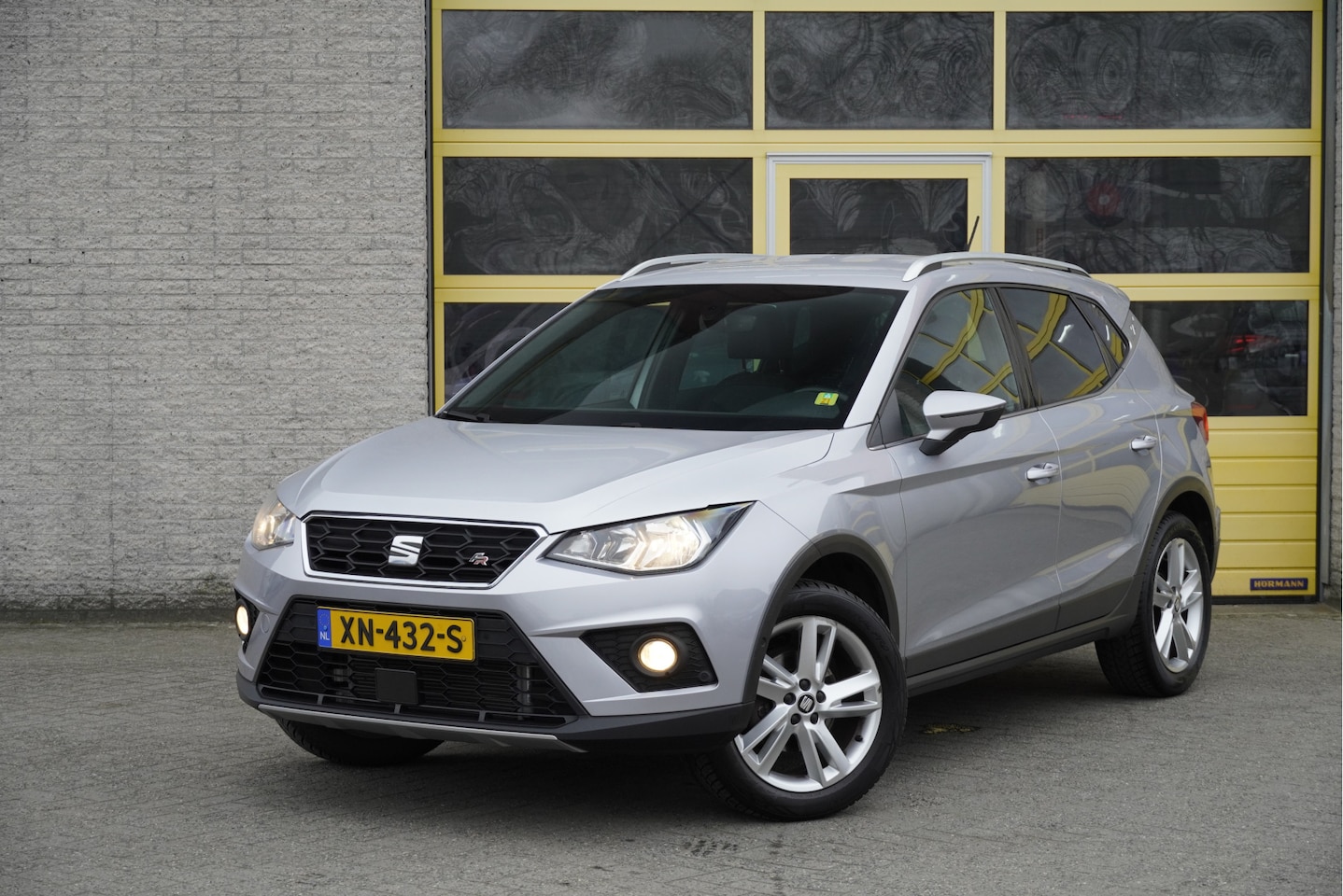 SEAT Arona - 1.0 TSI FR Business Intense BJ2019 Lmv 17" | Led | Pdc | Navi | Trekhaak | Keyless entry | - AutoWereld.nl