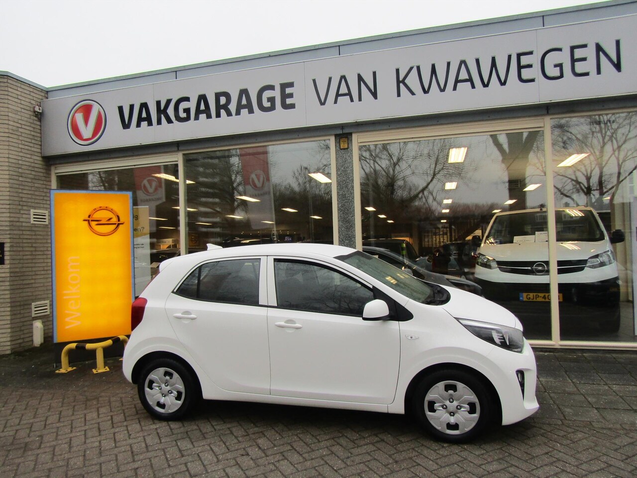 Kia Picanto - 1.0 MPi 67pk 4-zits ComfortLine - AutoWereld.nl