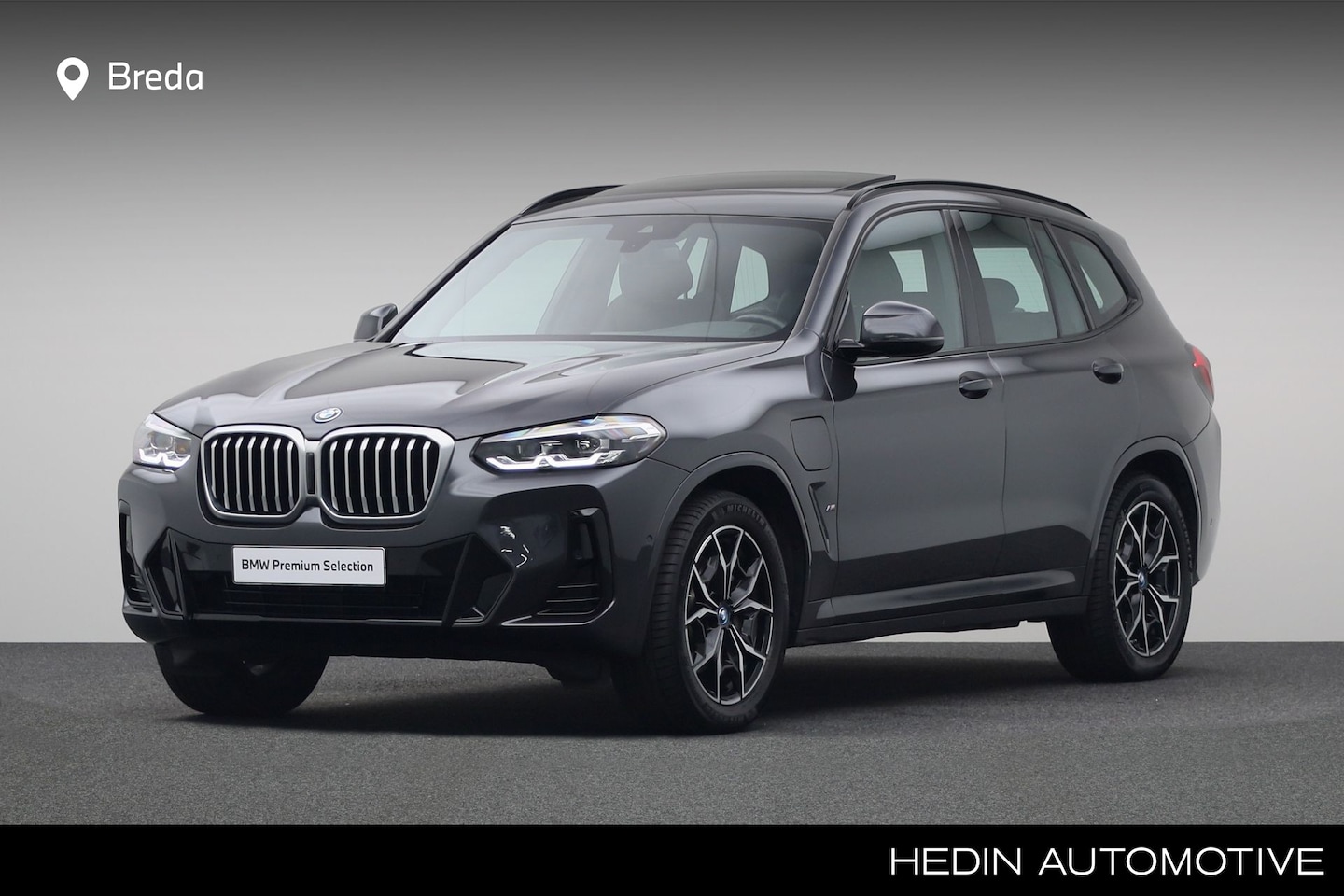 BMW X3 - 30e xDrive | M-sport | Achteruitrijcamera | Geluidswerende ramen | Schuif-/ Panoramadak | - AutoWereld.nl
