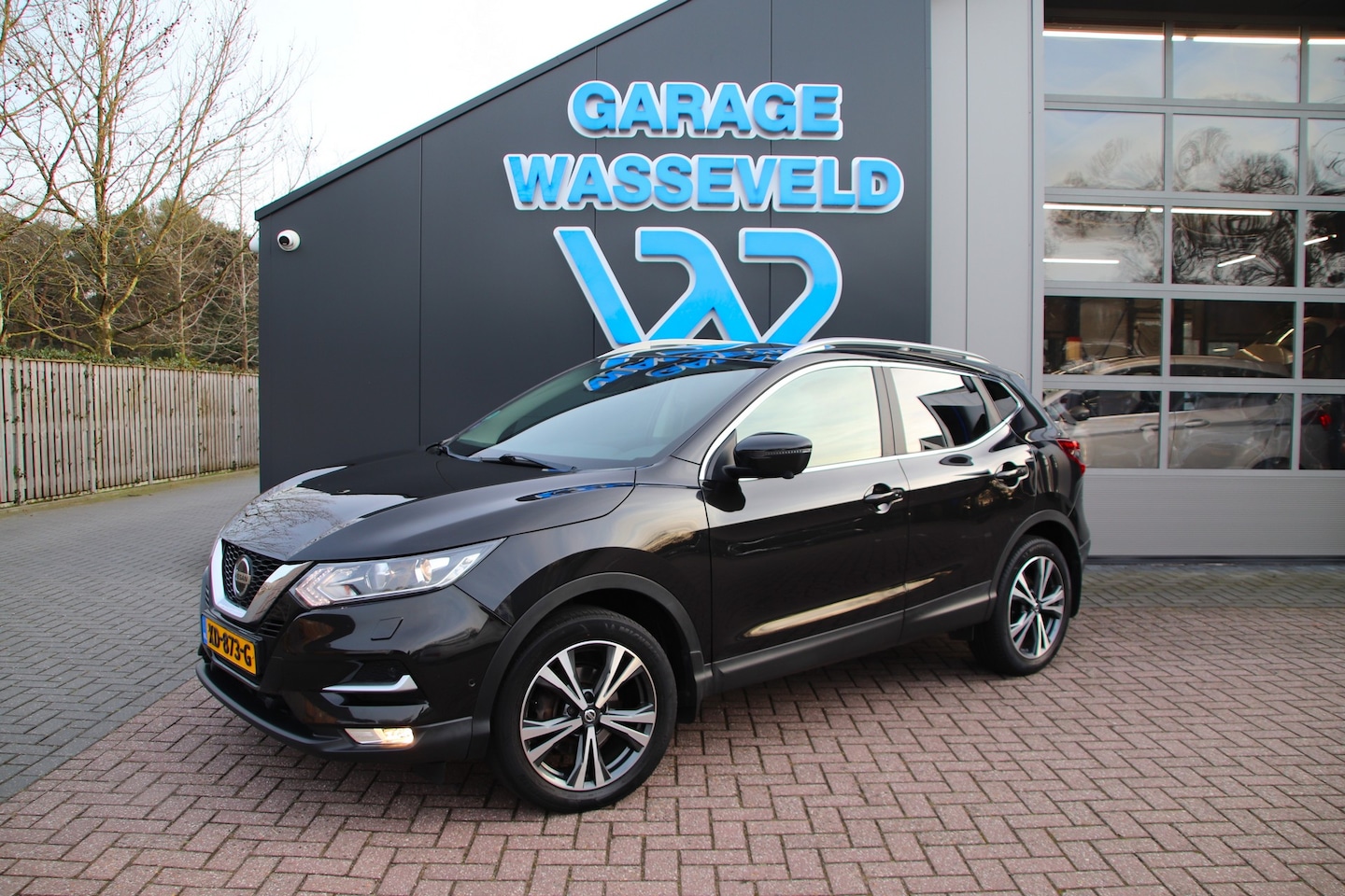 Nissan Qashqai - 1.2 115pk Tekna Trekhaak/Pano/Camera/Stoelverw/Navi - AutoWereld.nl