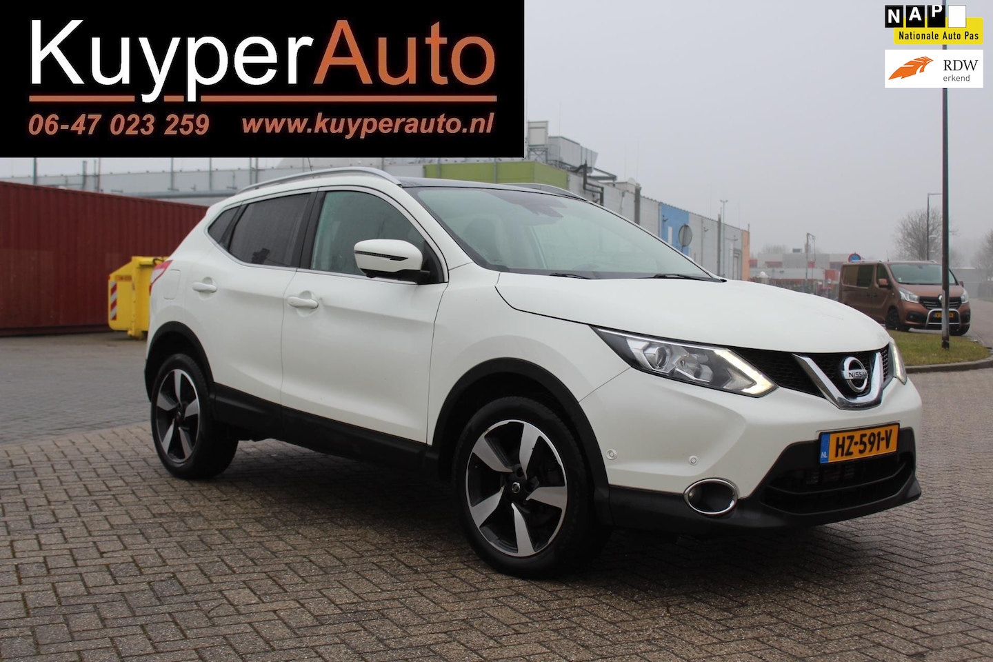 Nissan Qashqai - 1.2 Tekna automaat camera rondom panorama leder multimedia trekhaak - AutoWereld.nl