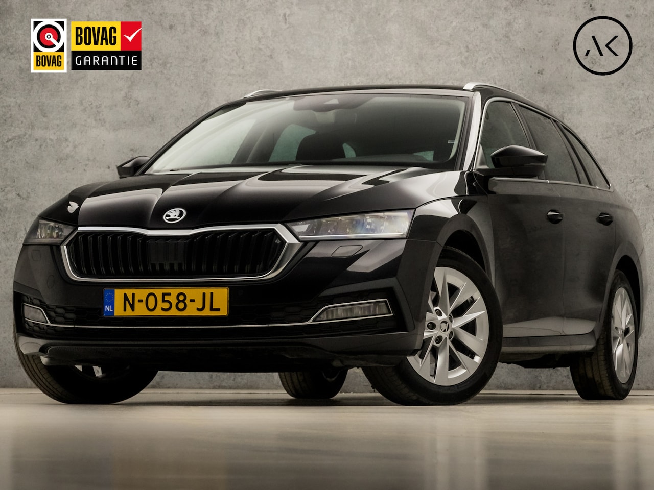 Skoda Octavia Combi - 1.0 TSI Sport (VIRTUAL COCKPIT, APPLE CARPLAY, GROOT NAVI, CAMERA, STOELVERWARMING, SPORTS - AutoWereld.nl