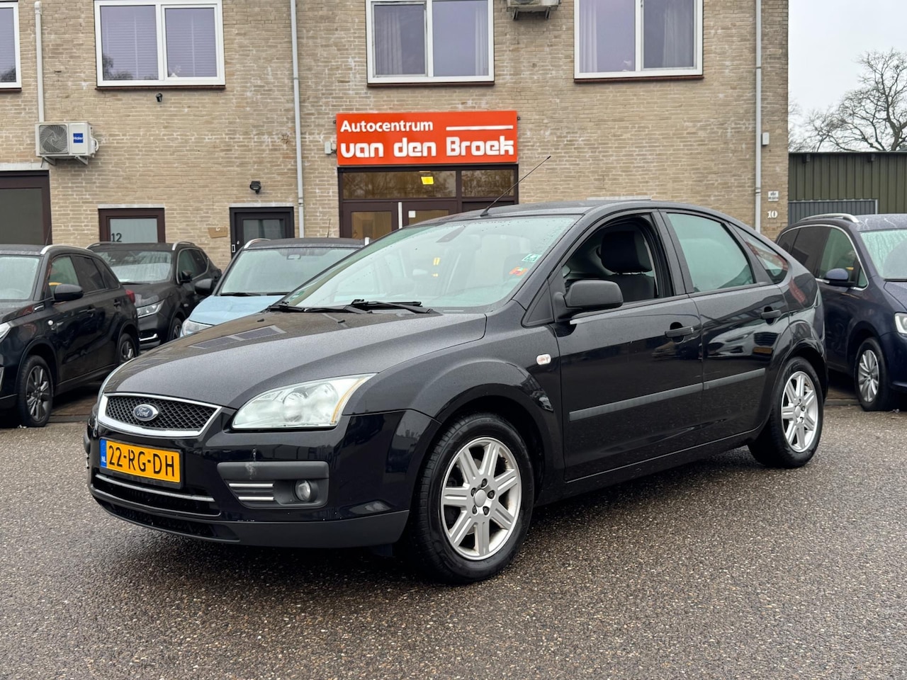 Ford Focus - 1.6-16V Trend Camera Airco Cruise Ctr Pdc Lmv - AutoWereld.nl