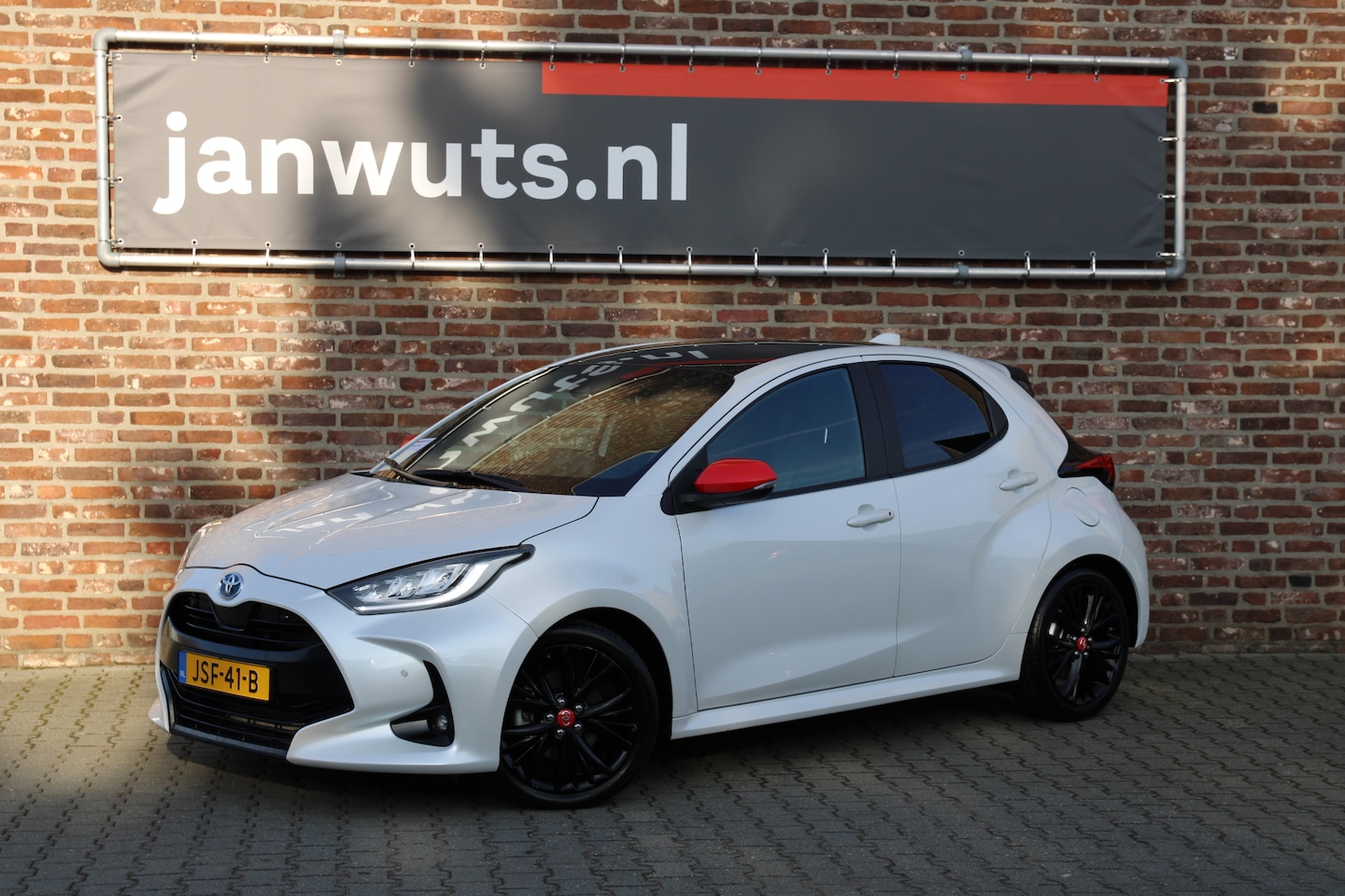 Toyota Yaris - 1.5 Hybrid Tokyo Spirit 1.5 Hybrid Tokyo Spirit - AutoWereld.nl