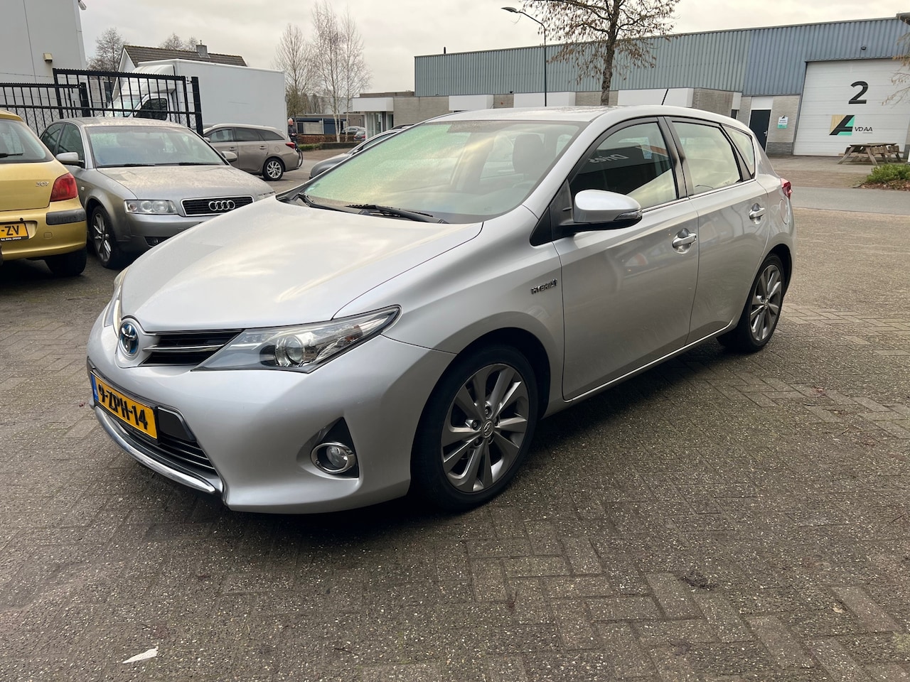 Toyota Auris - 1.8 Hybrid Aspiration 1.8 Hybrid Aspiration - AutoWereld.nl