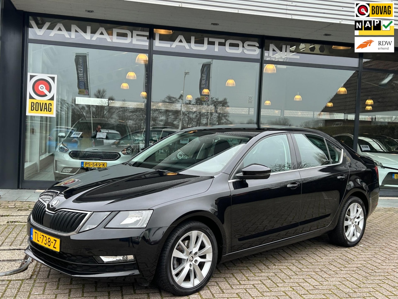 Skoda Octavia - TSI Greentech Ambition Business Aut. App-Connect Navi Cruise NAP NL-Auto Dealeronderhouden - AutoWereld.nl