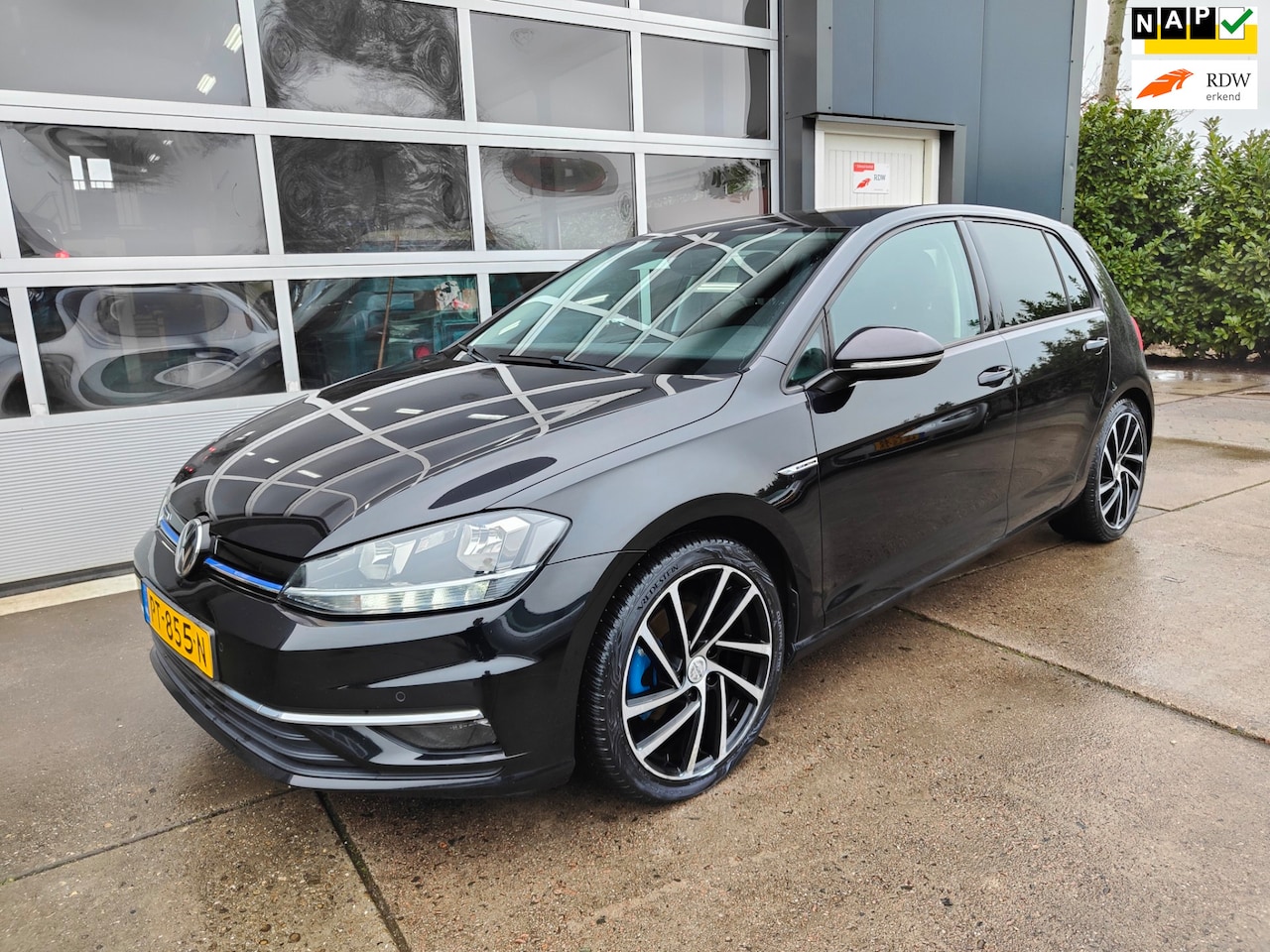Volkswagen Golf - 1.5 TSI Highline virtual dash - AutoWereld.nl
