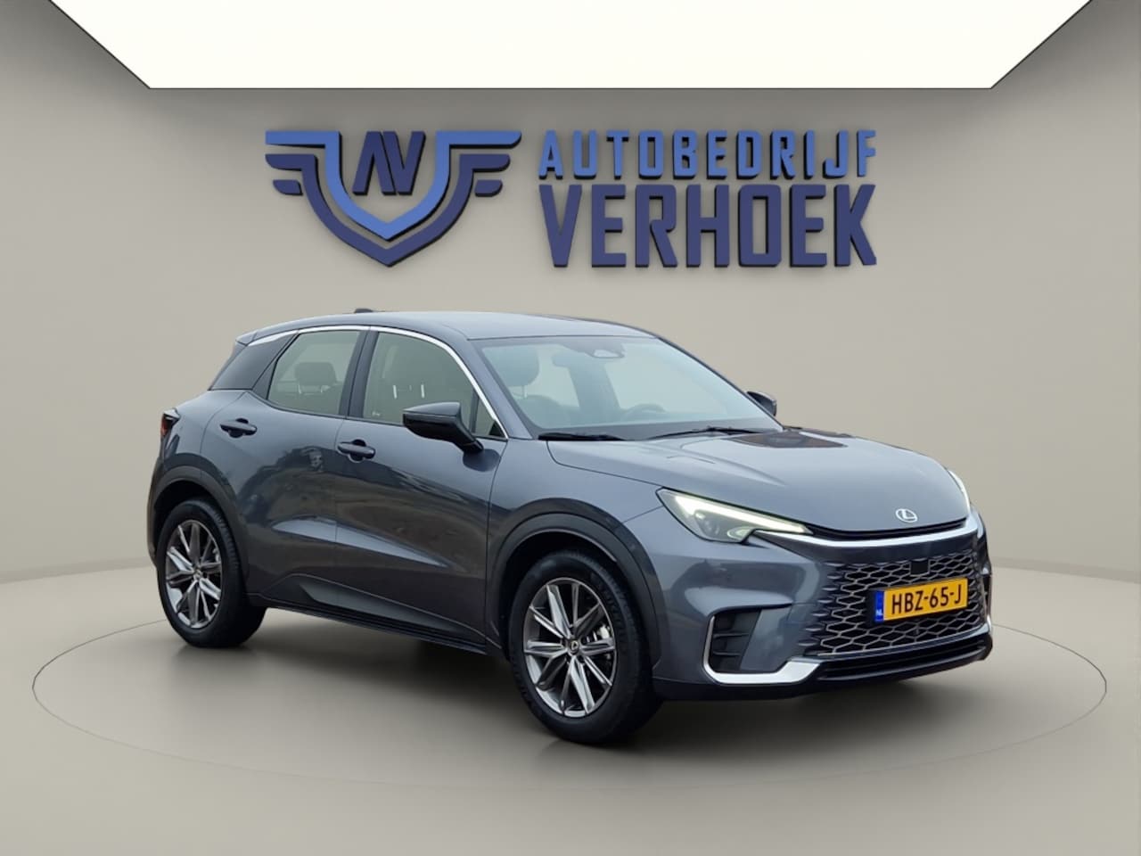 Lexus LBX - Elegant - Tech Pack - Leer - Stoelverwarming - AutoWereld.nl