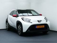 Toyota Aygo X - 1.0 VVT-i S-CVT Pulse 1-Eig 9300km. Bi Tone, Camera, Leer, Clima, Adap Cruise, 17"LMV