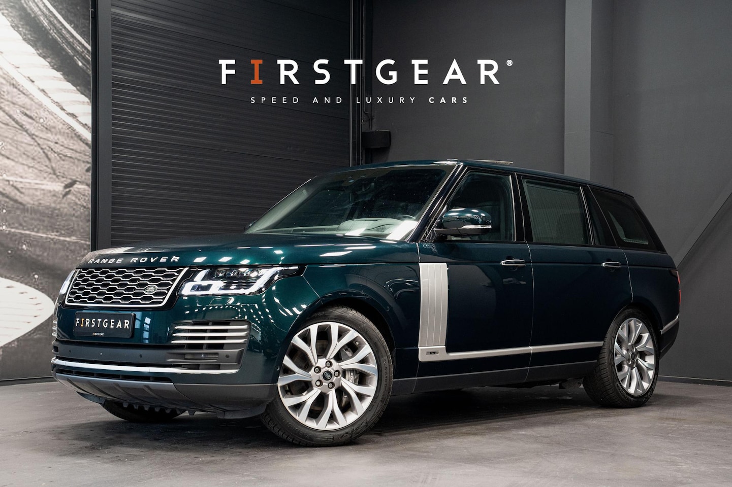 Land Rover Range Rover - 2.0 P400e LWB Autobiography *Meridian / Panorama / Rear-seat entertainment / Stoelmassage - AutoWereld.nl