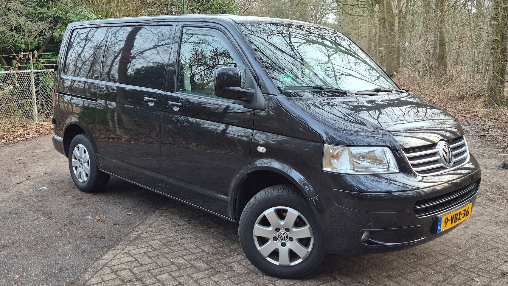 Volkswagen Transporter - 2.5 TDI 300 Trendline DC Volkswagen transporter bestel 2.5 TDI. - AutoWereld.nl