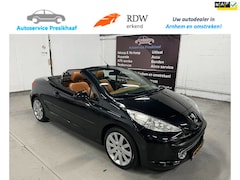 Peugeot 207 CC - 1.6-16V T Féline VOL-LEDER / NAP / NAVIGATIE