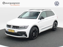 Volkswagen Tiguan - 1.5 TSi 150 Pk Automaat R-Line | Black Style | Panoramadak | Adaptive Cruise | Climate Con