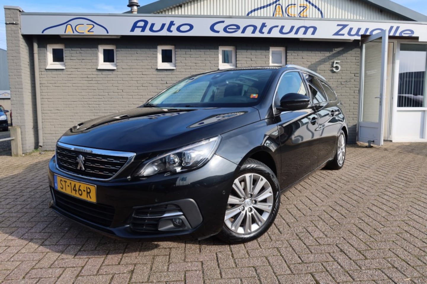 Peugeot 308 - 1.2 PureTech Blue Lease Premium 1.2 PURE TECH BLUE LEASE PREMIUM, PANO, NAVI, CAMERA ENZ... - AutoWereld.nl