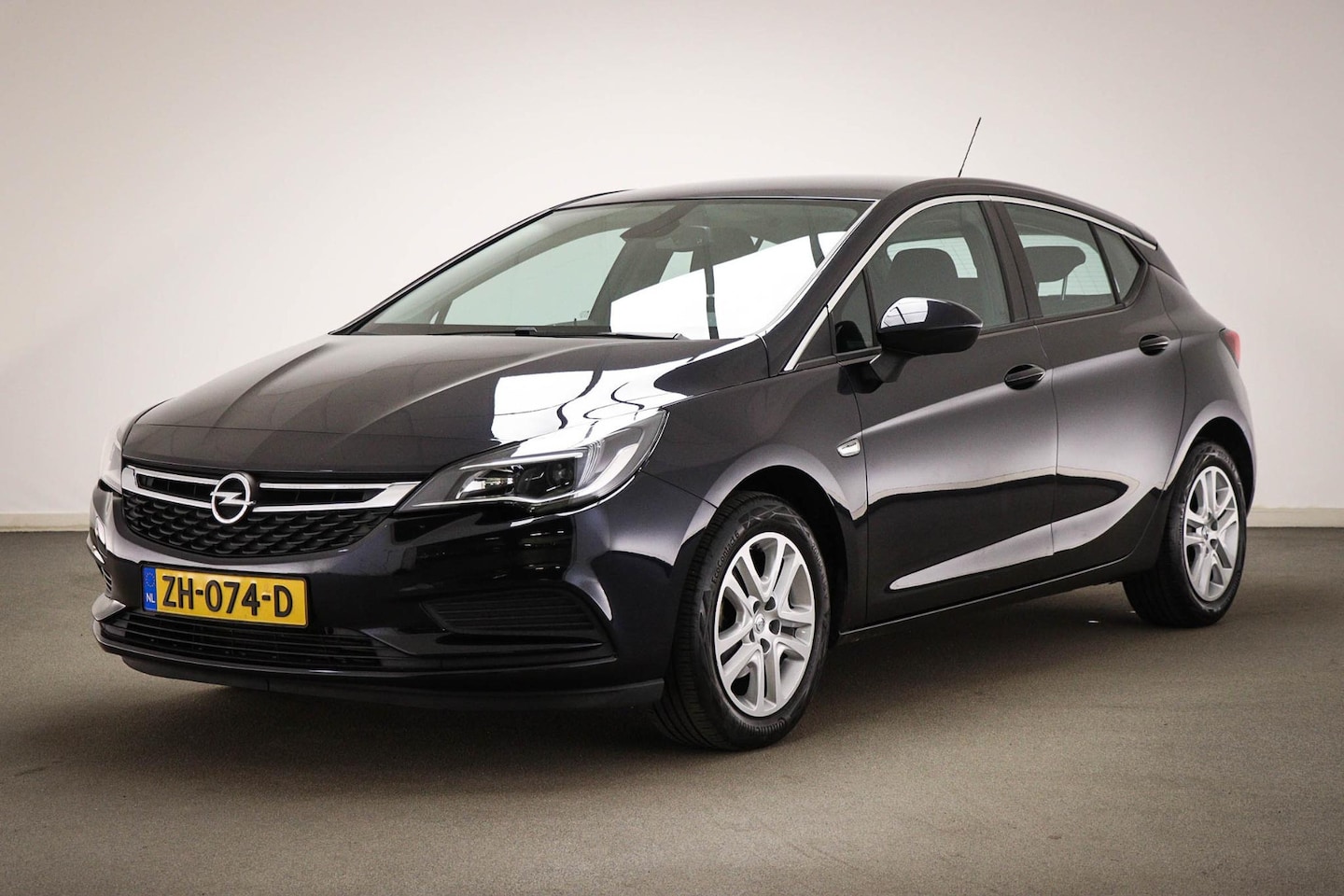 Opel Astra - 1.0 Turbo Business | STOELEN PACK | AIRCO | CRUISE | NAVIGATIE | DAB | APPLE - AutoWereld.nl