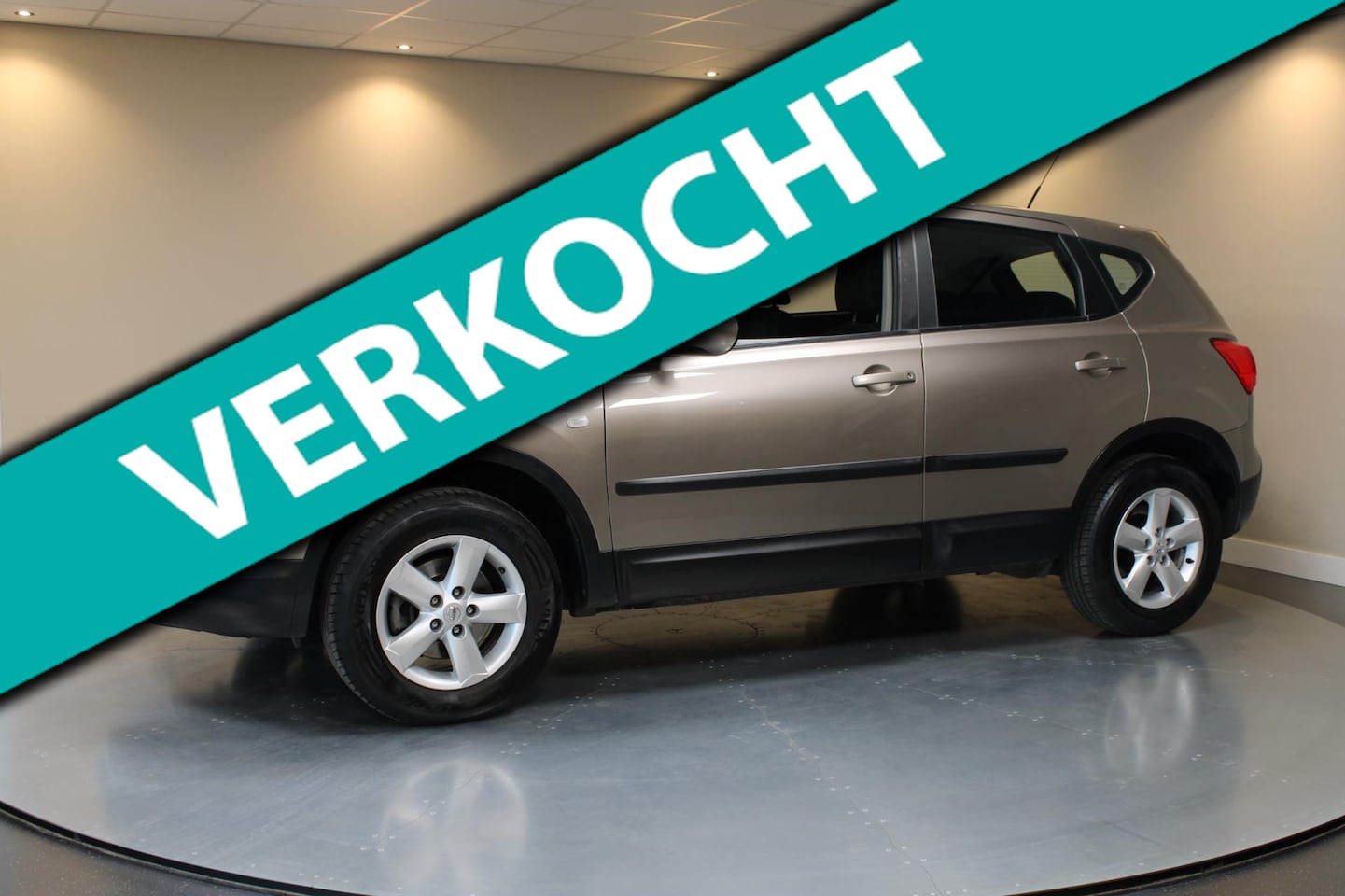 Nissan Qashqai - 1.6 Acenta *Panorama* Trekhaak|Cruise|NAP - AutoWereld.nl