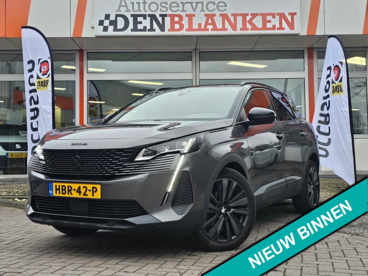 Peugeot 3008 - 1.2 PureTech GT Automaat BJ.2023 / Navi / Half Leer / Black Pack / Camera / LED / Stoelver - AutoWereld.nl