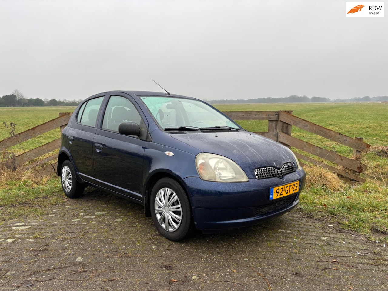 Toyota Yaris - 1.3-16V VVT-i Sol 1.3-16V VVT-i Sol AUTOMAAT - AutoWereld.nl