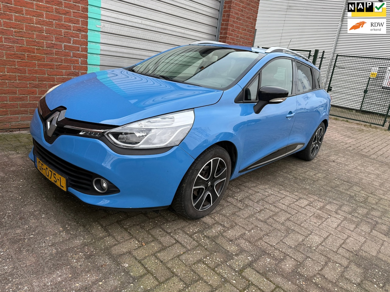 Renault Clio Estate - 1.5 dCi ECO Dynamique NAV.+Clima Bj:2015 NAP! - AutoWereld.nl