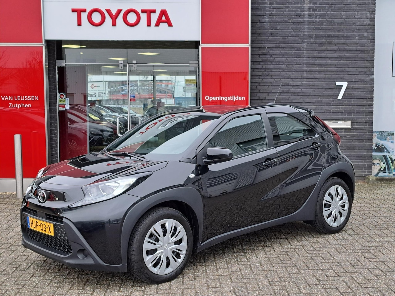 Toyota Aygo X - PLAY APPLECARPLAY/ANDROIDAUTO CRUISECONTROL ACHTERUITRIJCAMERA - AutoWereld.nl