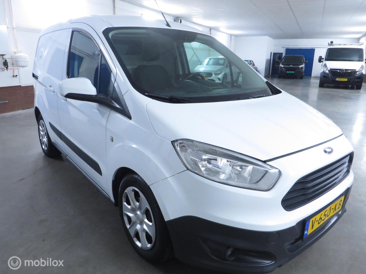 Ford Transit Courier - 1.5 TDCI Trend 1.5 TDCI Trend - AutoWereld.nl