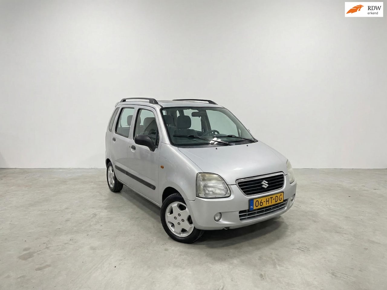 Suzuki Wagon R+ - 1.3 Season|LAGE KM|ORG NL|SCHUIFDAK|INRUIL & LEASE MOGELIJK - AutoWereld.nl