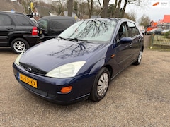 Ford Focus - 1.6-16V Trend