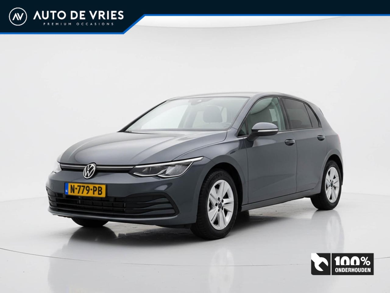 Volkswagen Golf - 1.5 TSI 131pk Life | Navigatie | 17" Velgen | Privacy glass - AutoWereld.nl