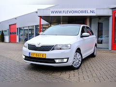 Skoda Rapid Spaceback - 1.2 TSI Greentech JOY Pano|Xenon|Navi|CarPlay