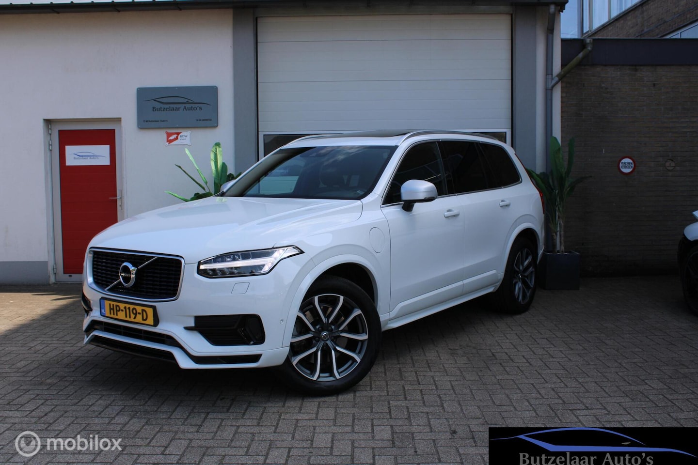 Volvo XC90 - 2.0 T8 Twin Engine AWD Inscription R-Design 7pers - AutoWereld.nl