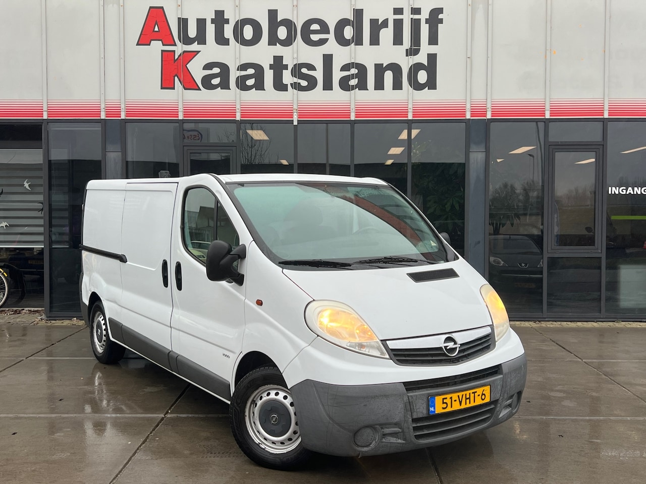 Opel Vivaro - 2.5 CDTI L2H1 - Airco - Electr Ramen - MARGE - - AutoWereld.nl