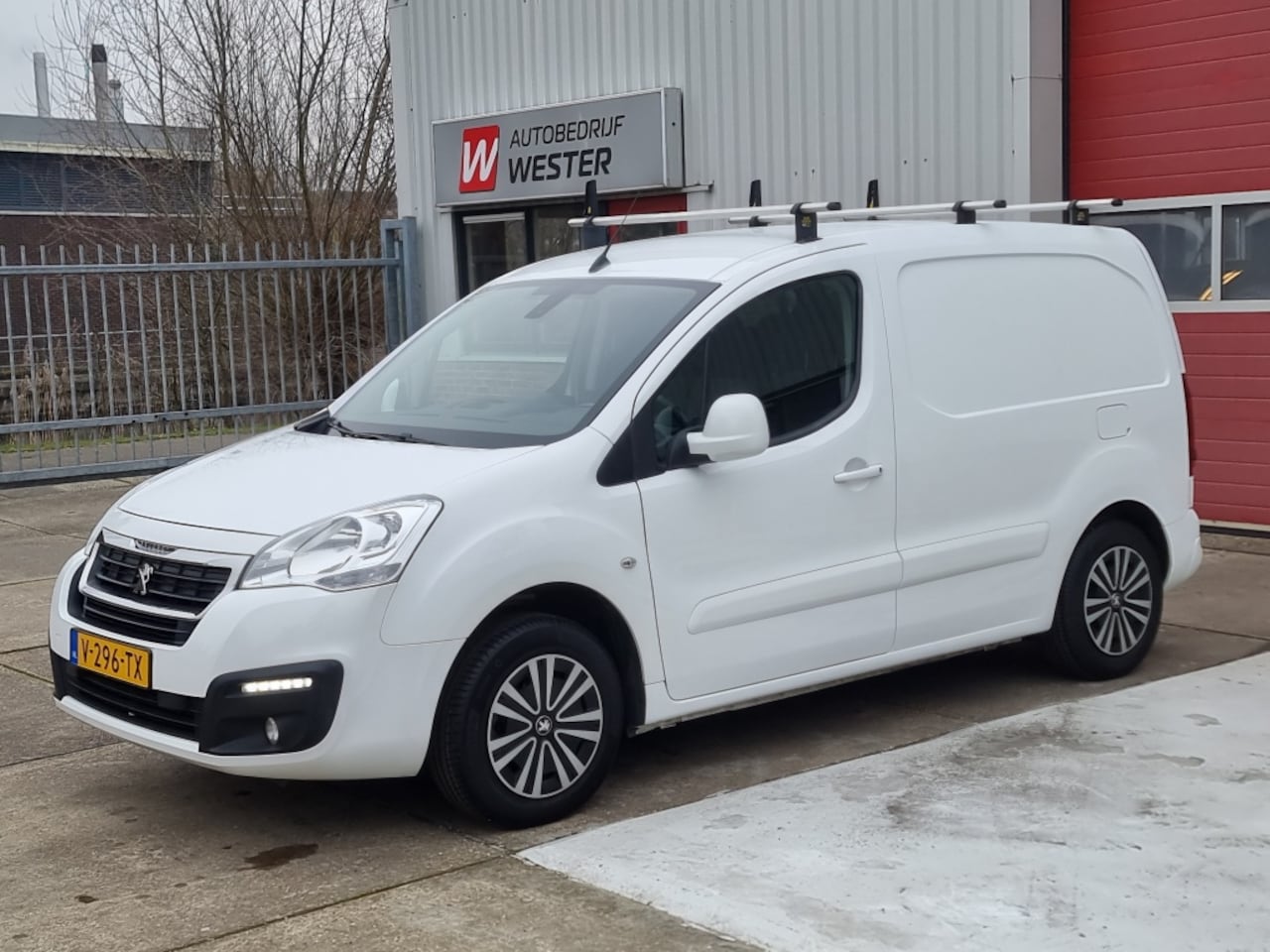 Peugeot Partner - 120 1.6 BlueHDi L1PP - AutoWereld.nl