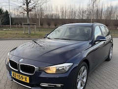 BMW 3-serie Touring - 330d High Executive 2014 Automaat